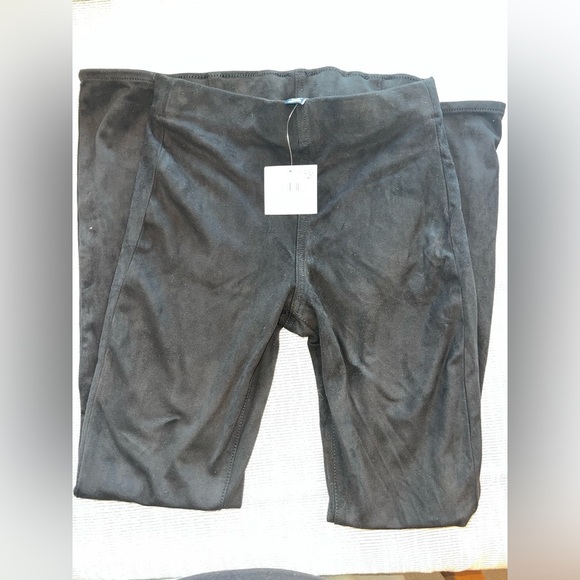 American Eagle Poplin Pull‑On Pant – Black – XS Short — Style 5269‑0 - Picture 3 of 10